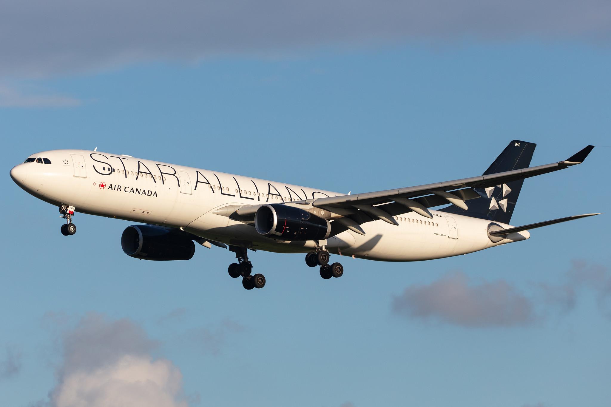 Amsterdam Airport Schiphol: Air Canada (AC / ACA) |  Livery: Star Alliance Livery |  Airbus A330-343 A333 | C-GEGI | MSN 1012