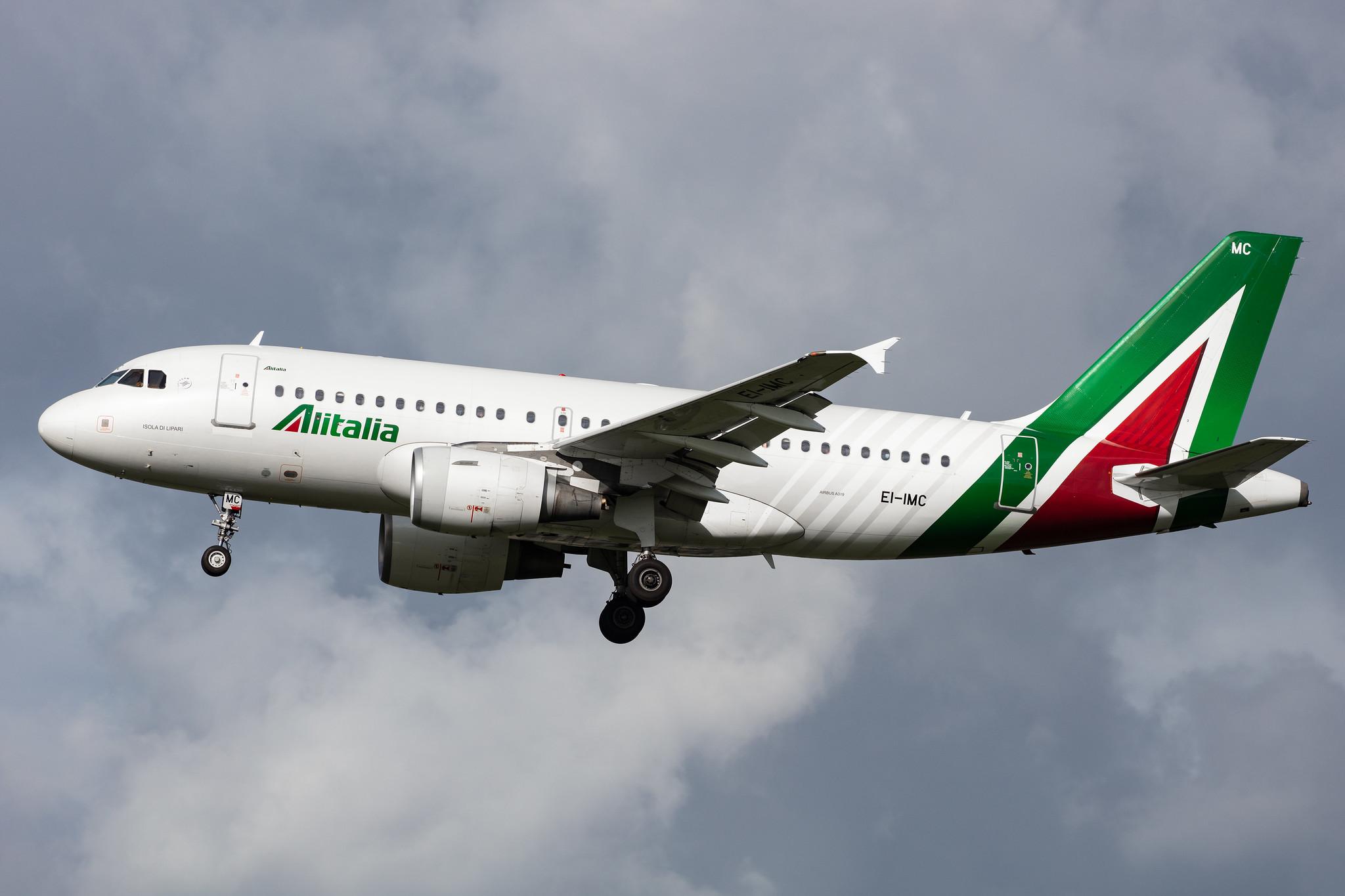 Amsterdam Airport Schiphol: Alitalia (AZ / AZA) |  Airbus A319-112 A319 | EI-IMC | MSN 2057
