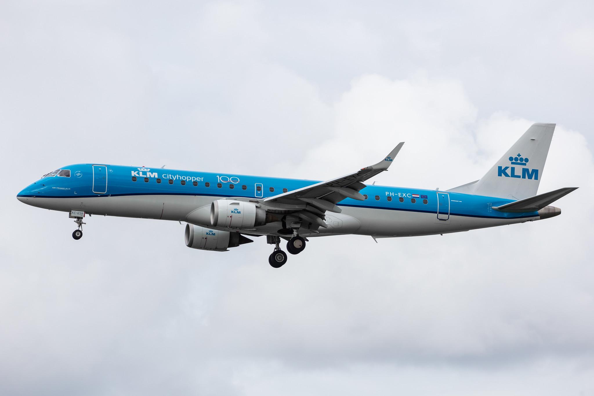 Amsterdam Airport Schiphol: KLM (KL / KLM) | Operator: KLM Cityhopper |  Embraer E190STD E190 | PH-EXC | MSN 19000659