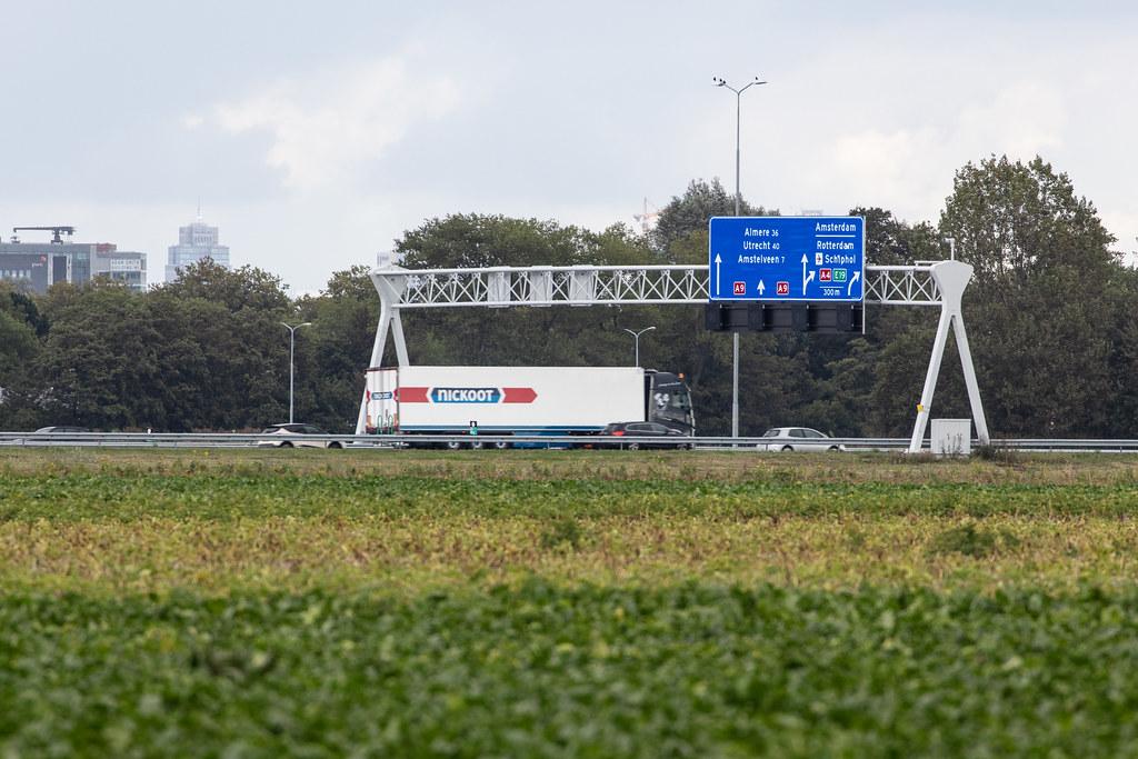 Amsterdam Airport Schiphol: Autobahn |