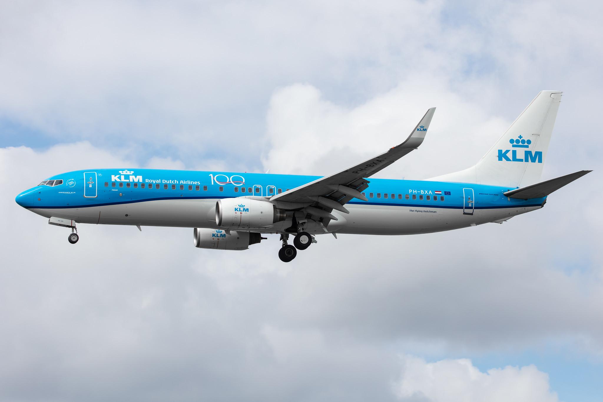 Amsterdam Airport Schiphol: KLM (KL / KLM) |  Boeing 737-8K2 B738 | PH-BXA | MSN 29131