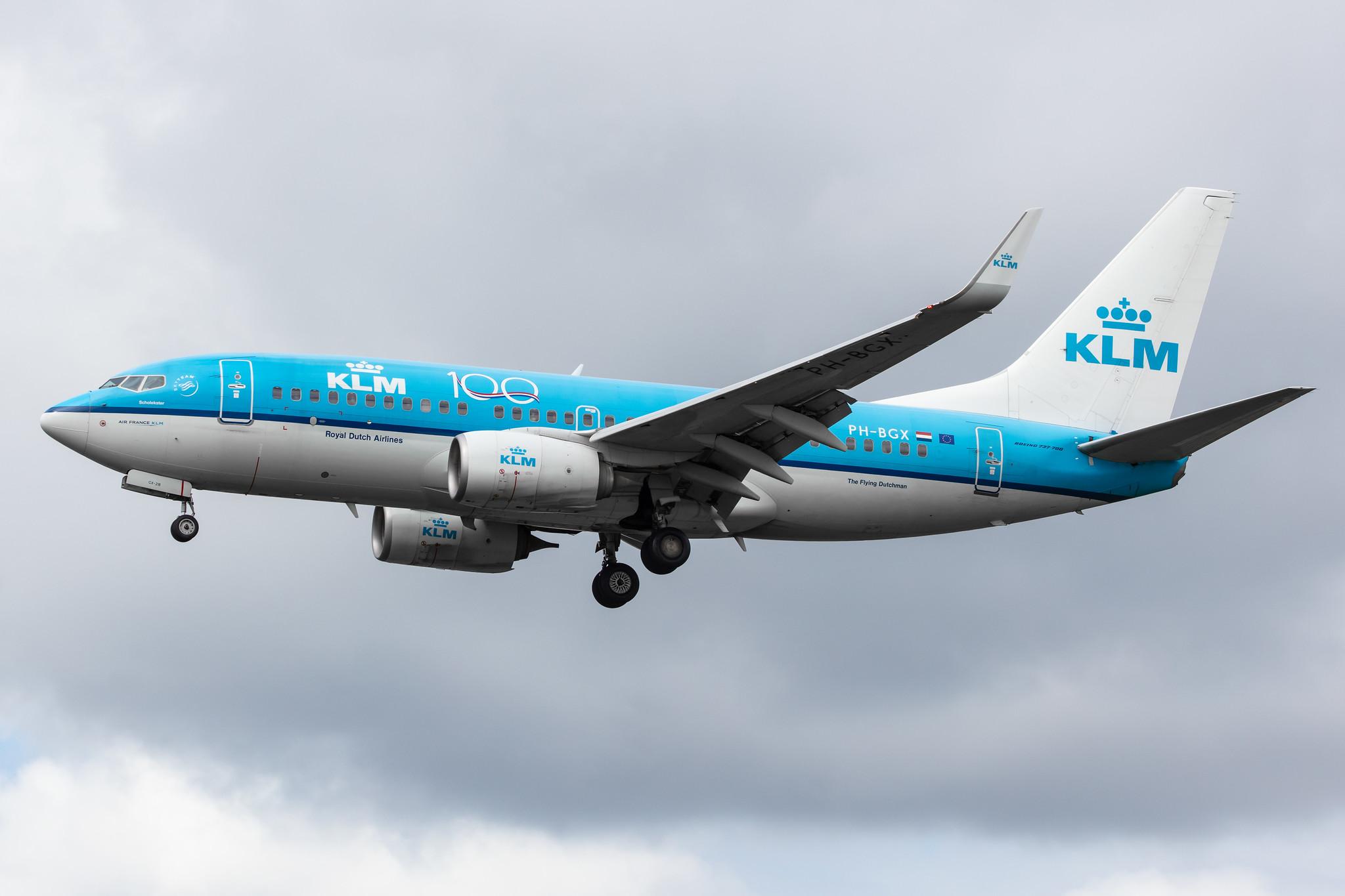 Amsterdam Airport Schiphol: KLM (KL / KLM) |  Boeing 737-7K2 B737 | PH-BGX | MSN 38635