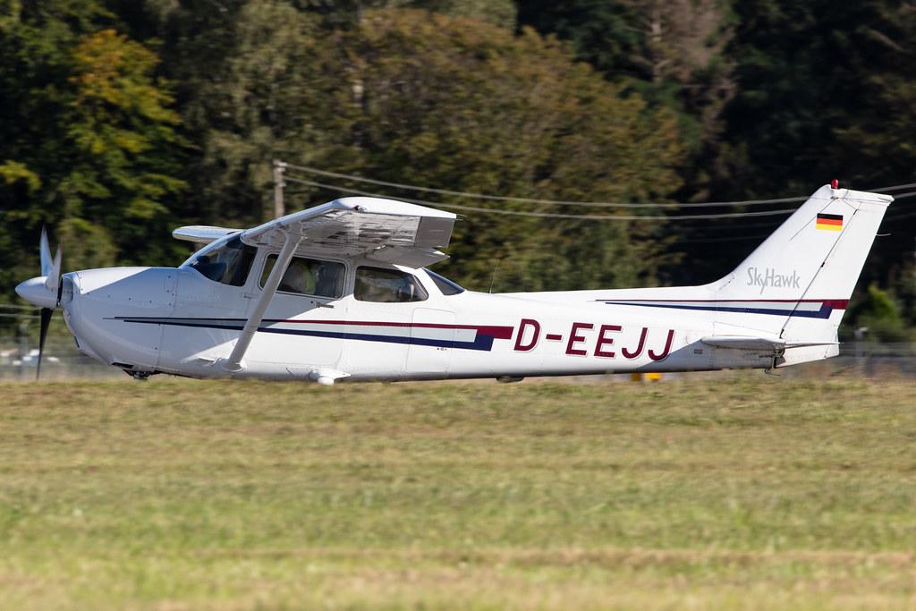 Hamburg Airport: Private owner |  Cessna 172R Skyhawk C172 | D-EEJJ | MSN 17280813