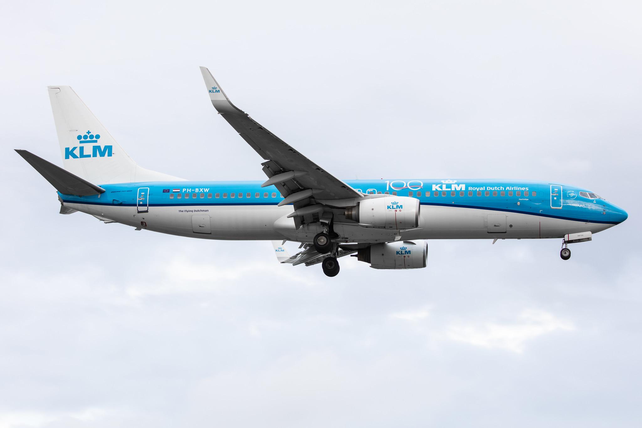 Amsterdam Airport Schiphol: KLM (KL / KLM) |  Boeing 737-8K2 B738 | PH-BXW | MSN 30360