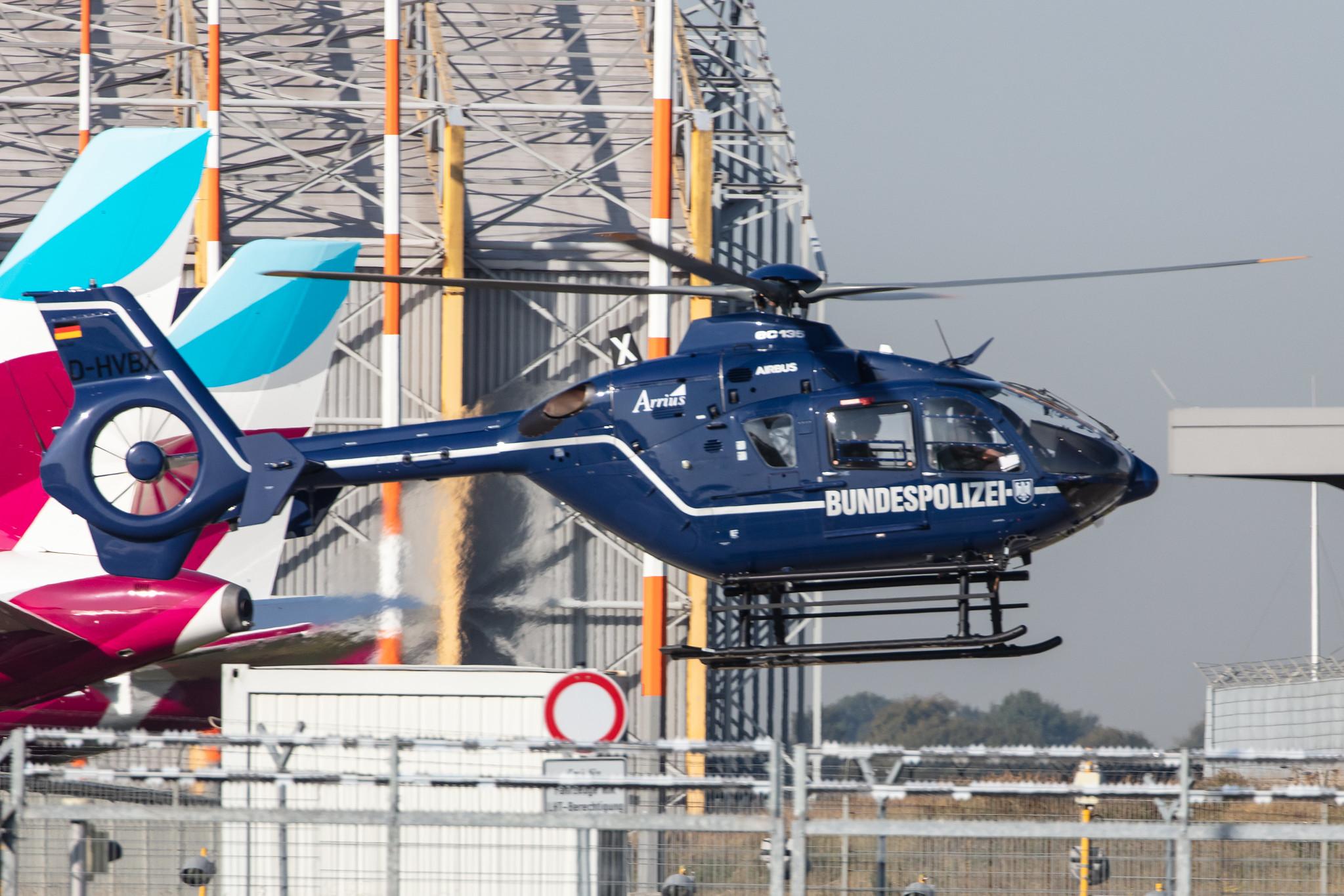 Hamburg Airport: Bundespolizei (Federal Police) |  Airbus Helicopters H135 EC35 | D-HVBX | MSN 0349
