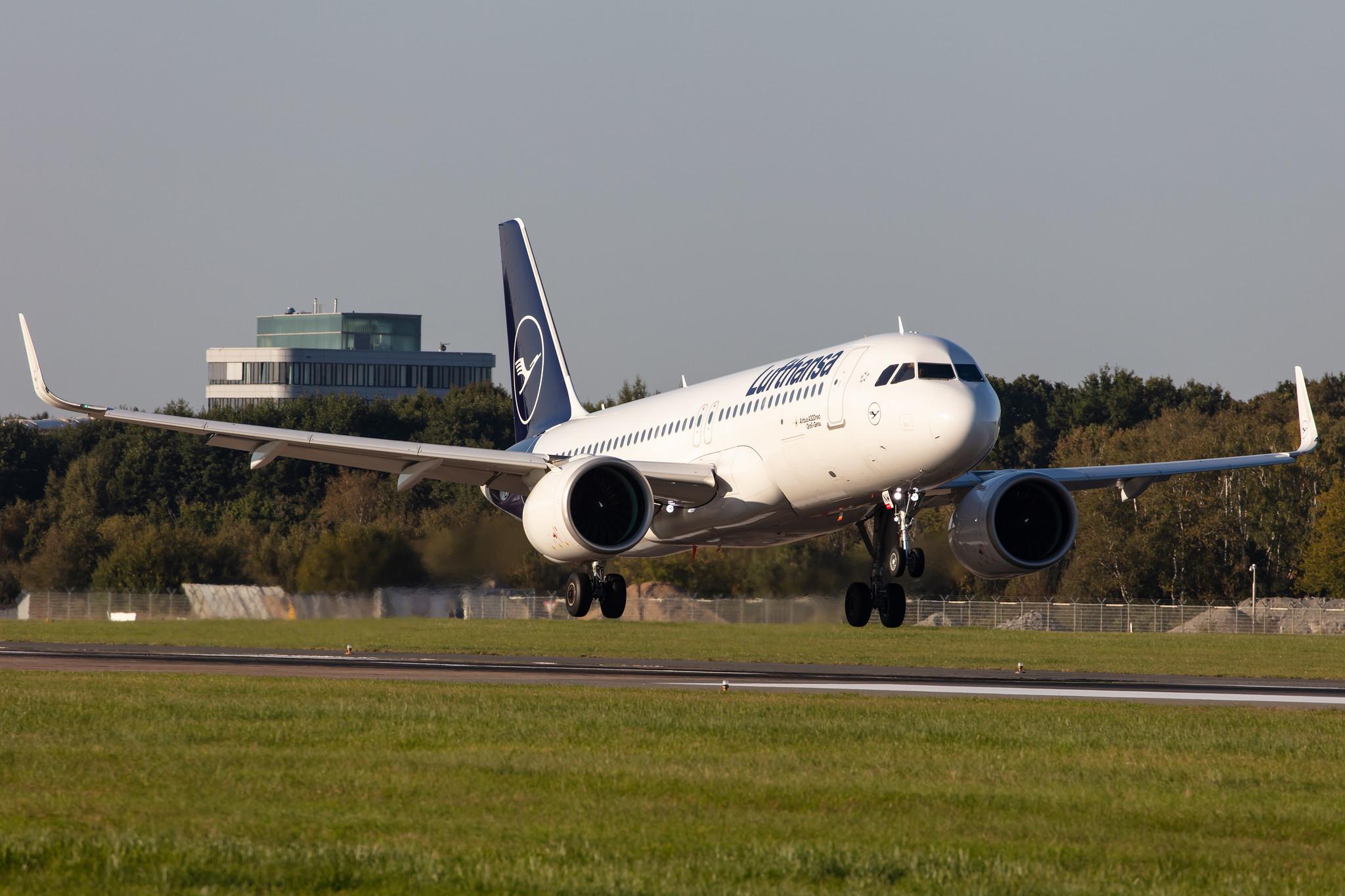 Hamburg Airport: Lufthansa (LH / DLH) |  Airbus A320-271N A20N | D-AINW | MSN 9251