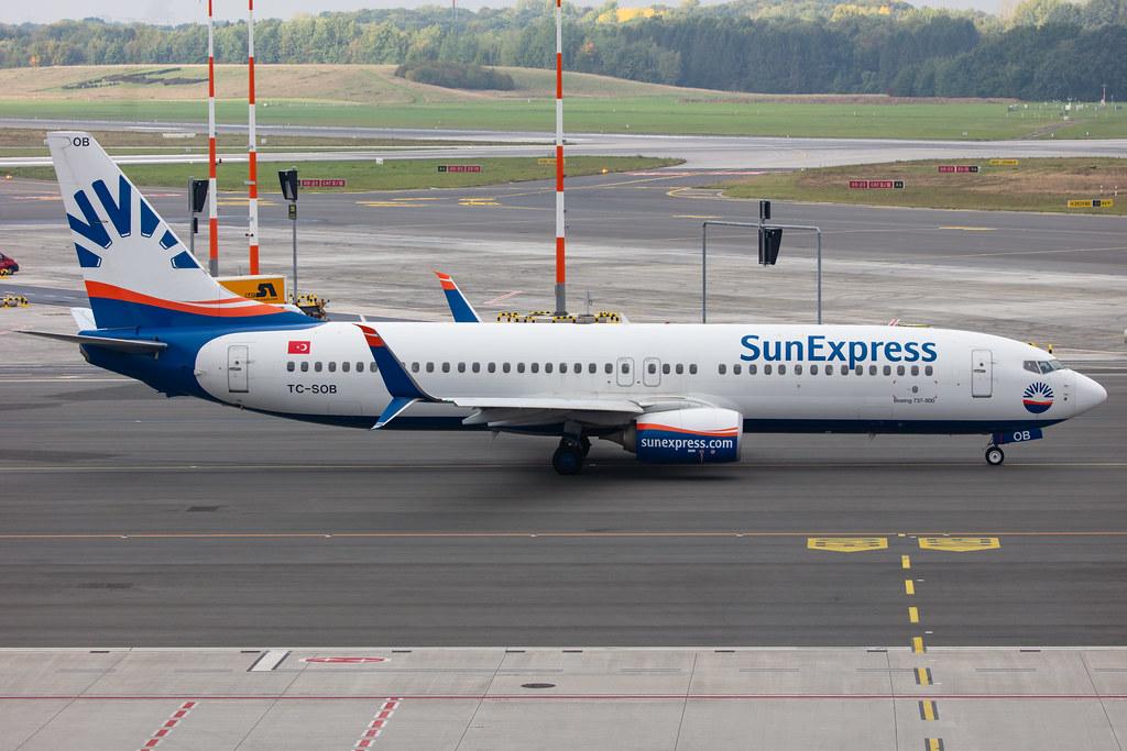 Hamburg Airport: SunExpress (XQ / SXS) |  Boeing 737-8HC B738 | TC-SOB | MSN 61175