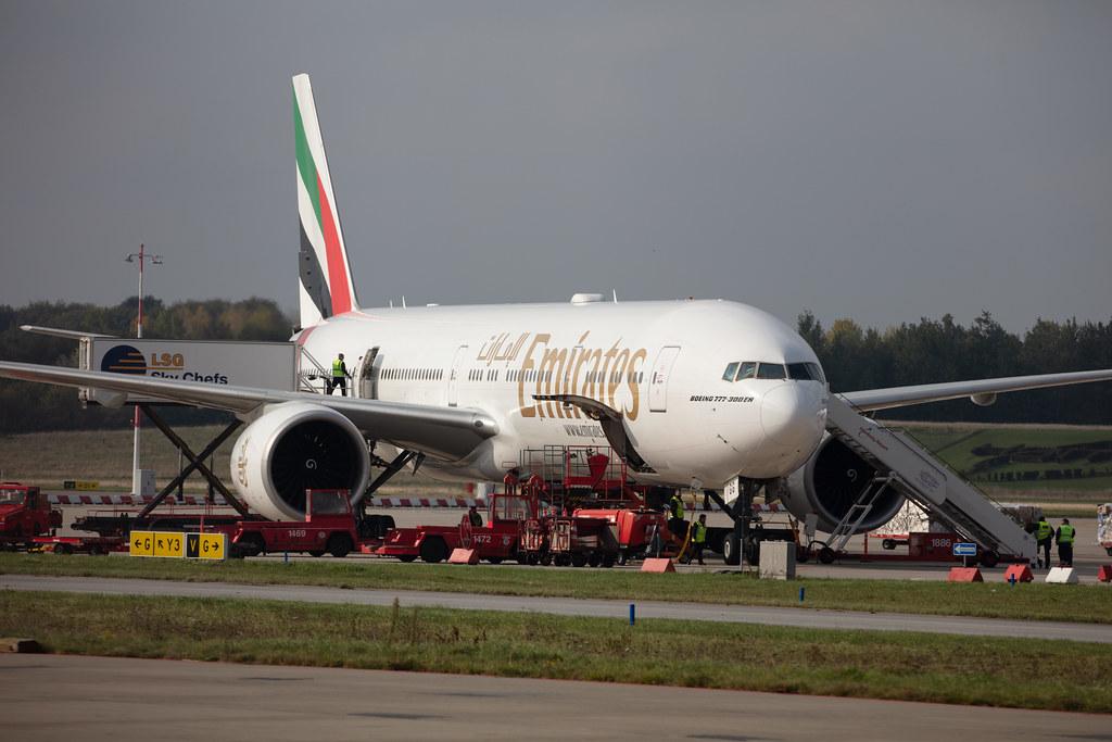 Hamburg Airport: Emirates (EK / UAE) |  Boeing 777-31H(ER) B77W | A6-EGG | MSN 41070