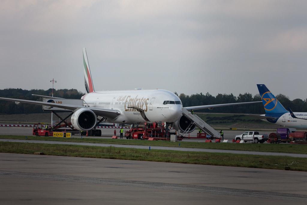 Hamburg Airport: Emirates (EK / UAE) |  Boeing 777-31H(ER) B77W | A6-EGG | MSN 41070