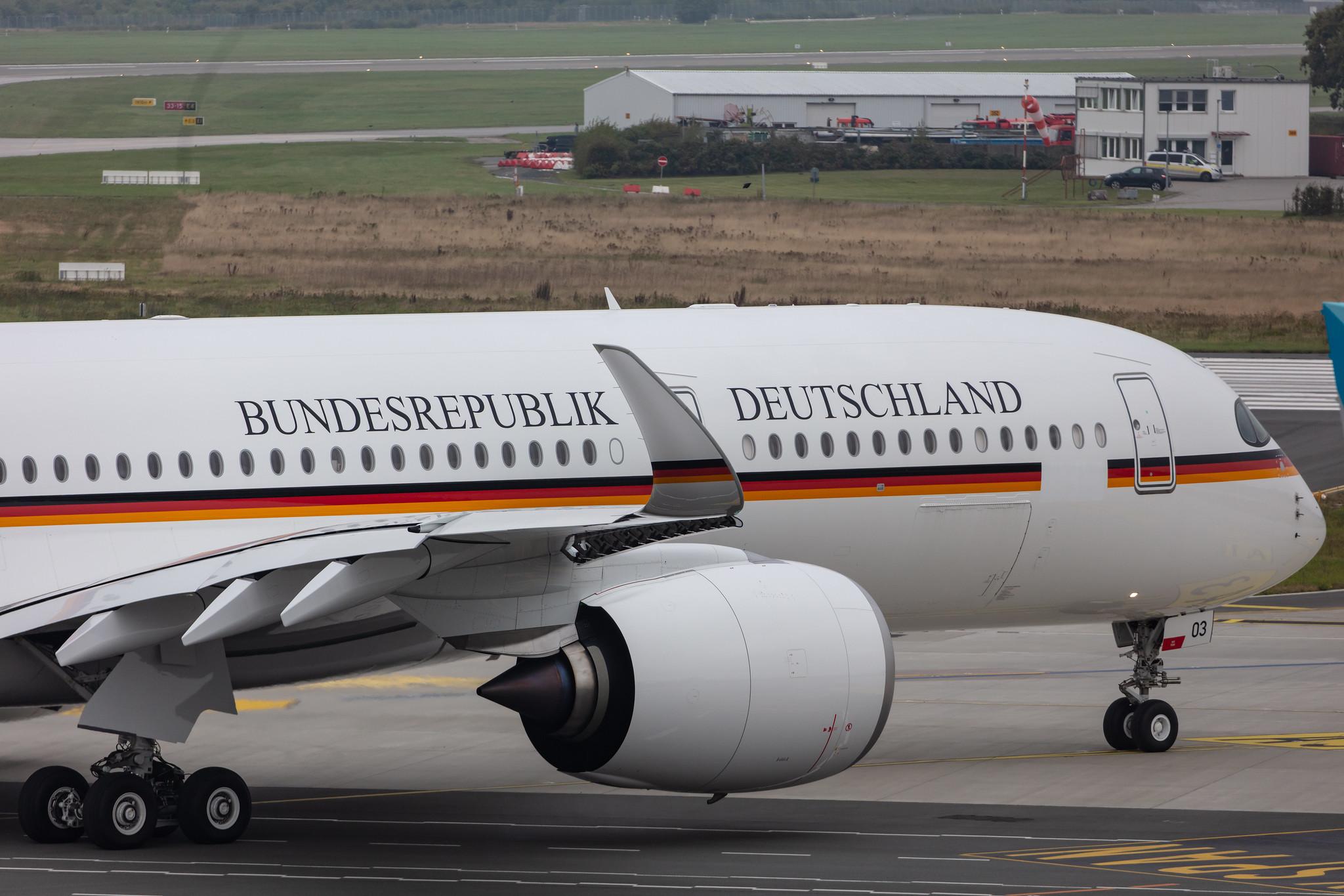 Hamburg Airport: German Air Force (/ GAF) |  Airbus A350-941 A359 | D-AGAF (10+03) | MSN 416