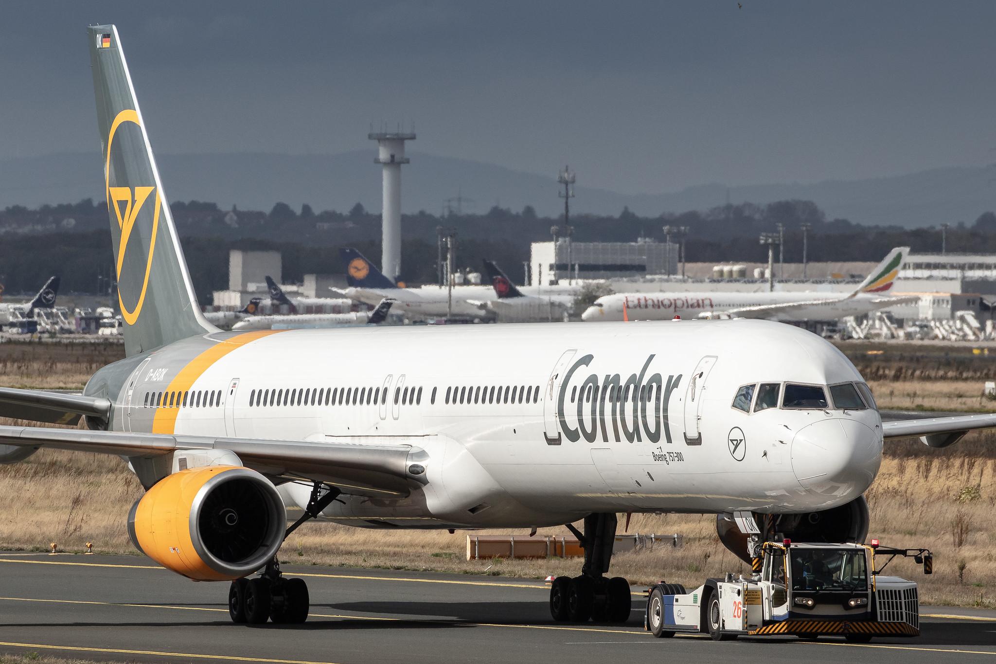 Frankfurt Airport: Condor (DE / CFG) |  Boeing 757-330 B753 | D-ABOK | MSN 29020