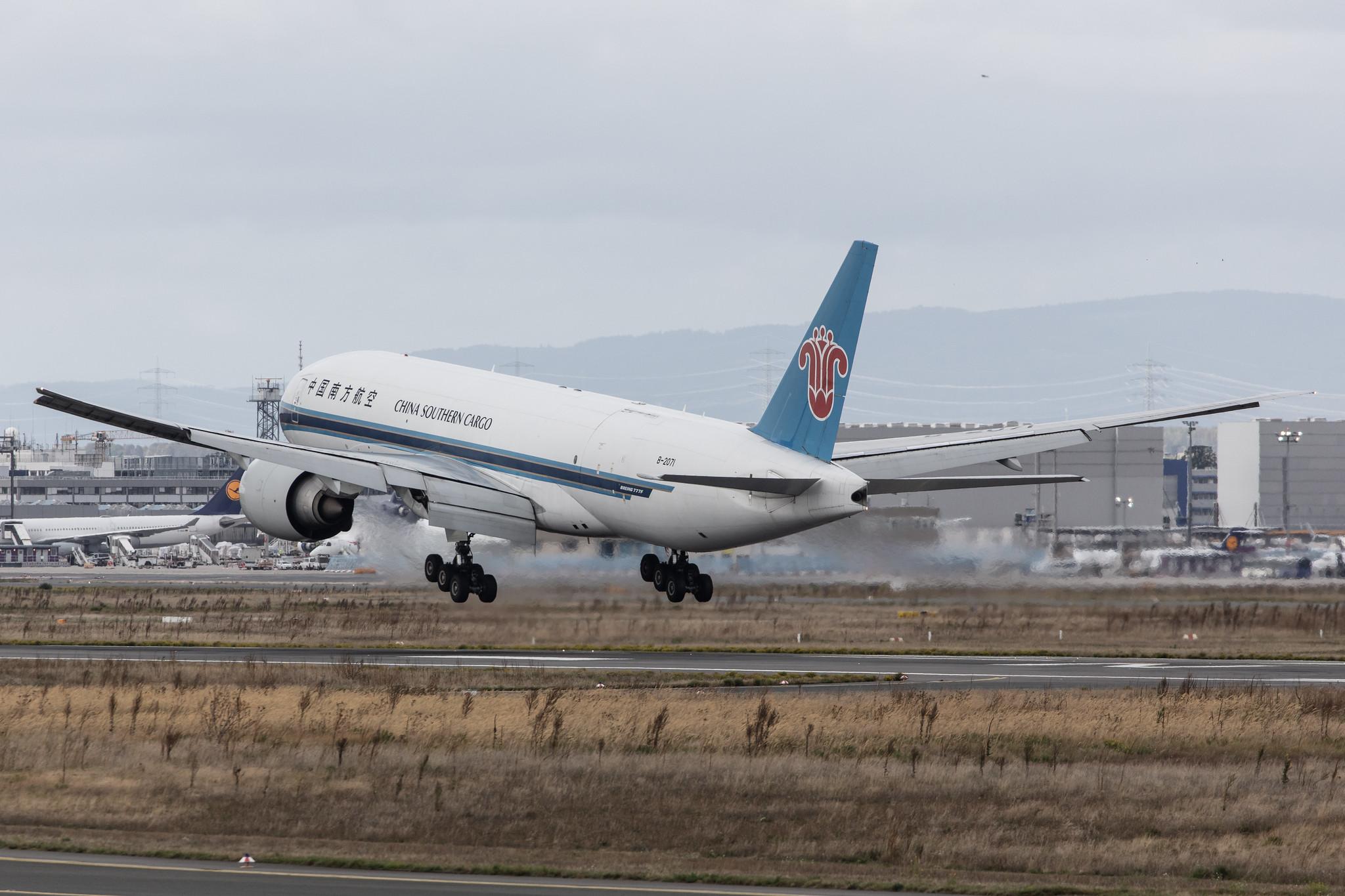 Frankfurt Airport: China Southern Cargo (CZ / CSN) | Operator: China Southern Airlines |  Boeing 777-F1B B77L | B-2071 | MSN 37309