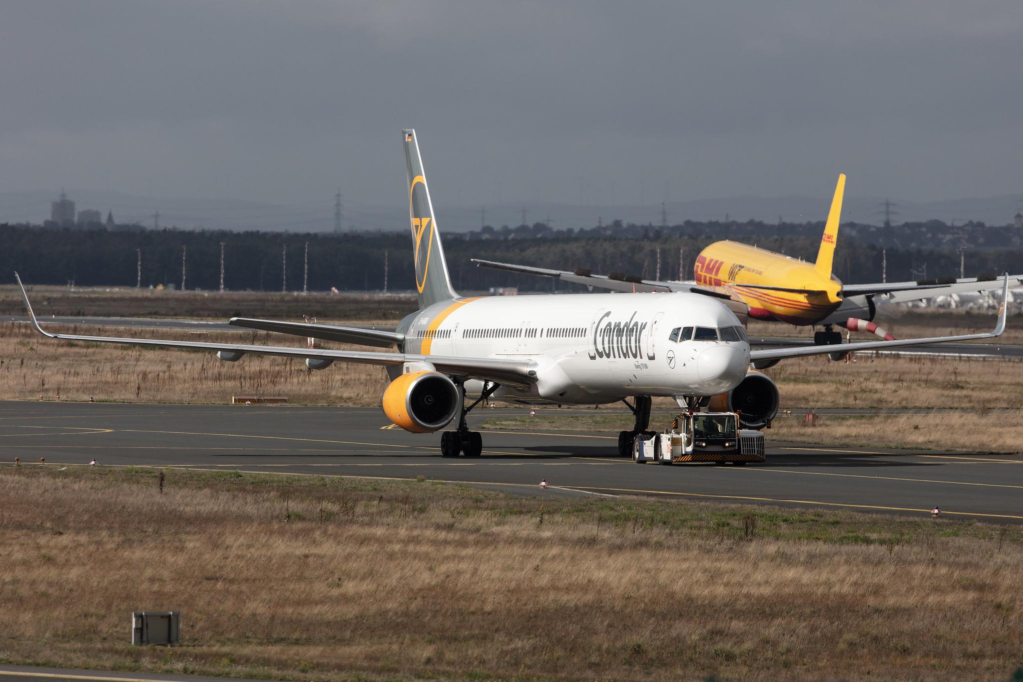 Frankfurt Airport: Condor (DE / CFG) |  Boeing 757-330 B753 | D-ABOK | MSN 29020