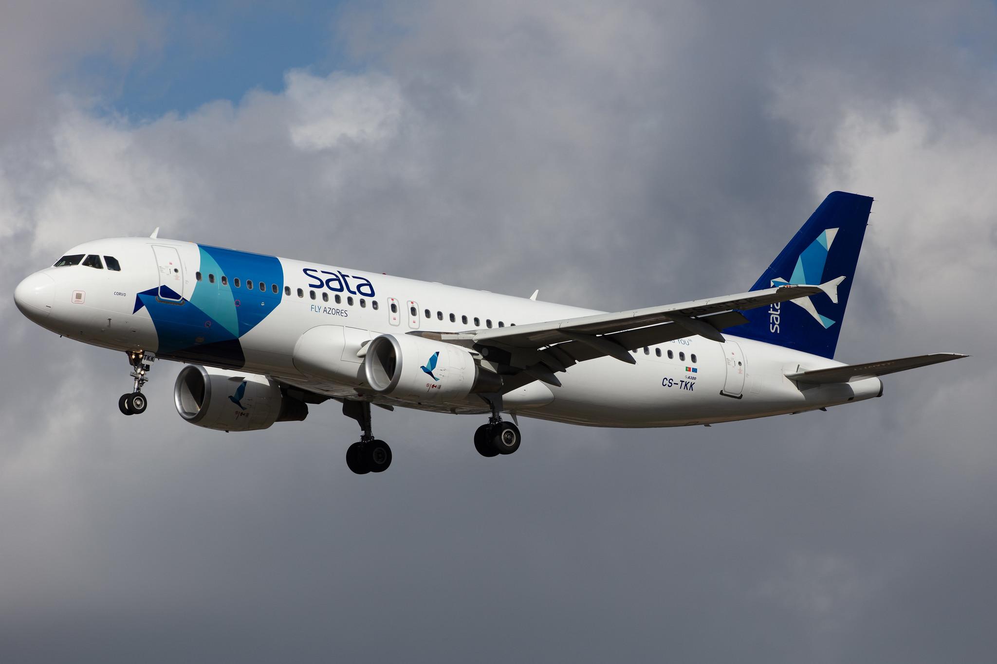Frankfurt Airport: Azores Airlines (S4 / RZO) |  Airbus A320-214 A320 | CS-TKK | MSN 2390