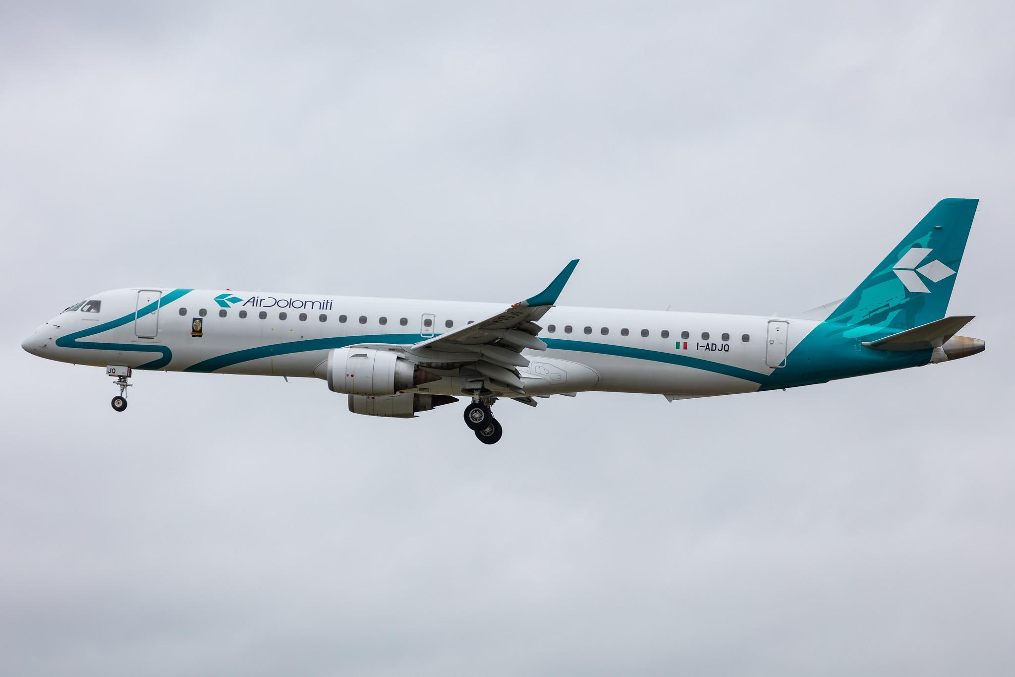 Frankfurt Airport: Air Dolomiti (EN / DLA) |  Embraer E195LR E195 | I-ADJQ | MSN 19000587