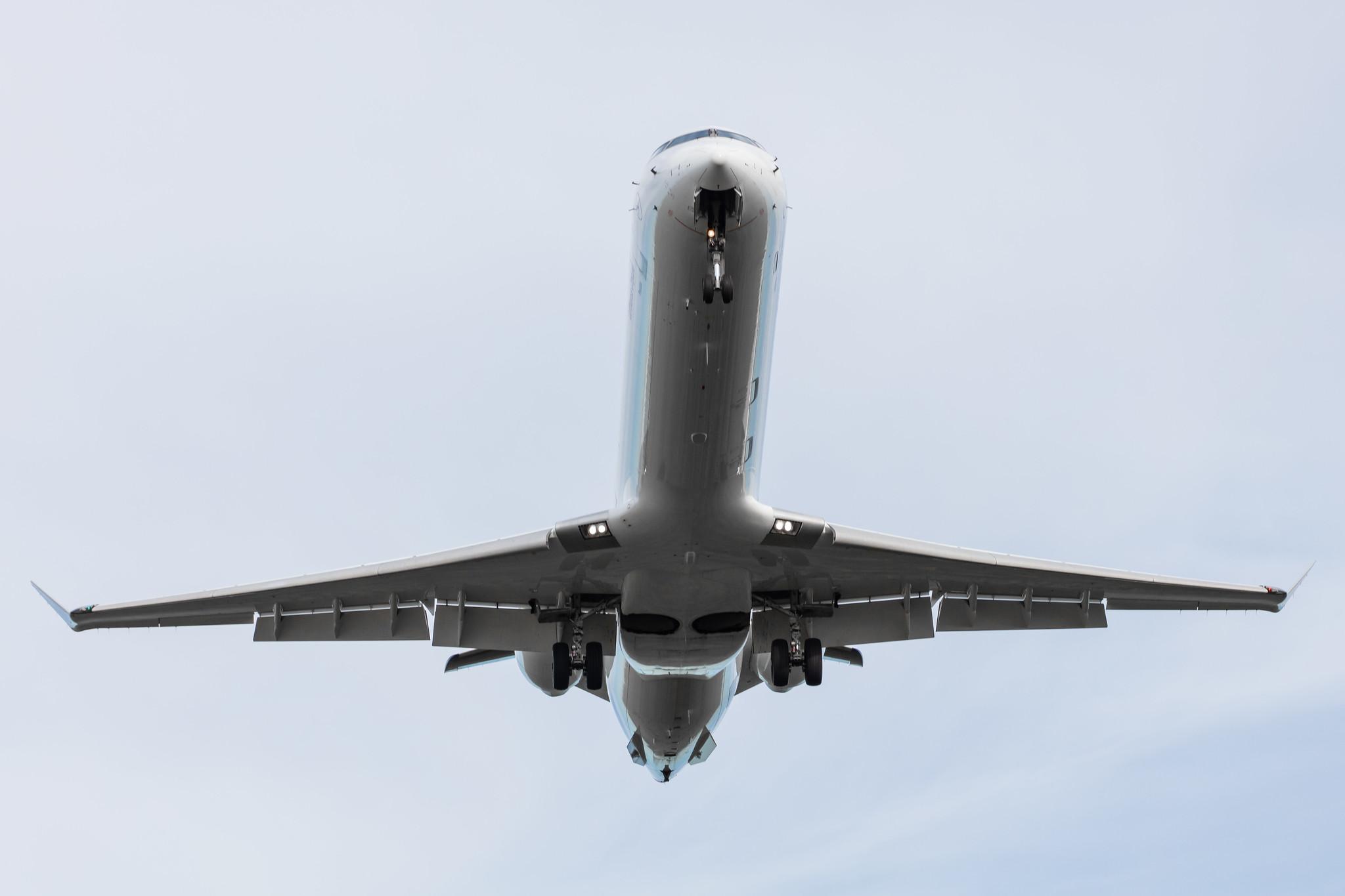 Frankfurt Airport: Lufthansa (LH / DLH) | Operator: Lufthansa CityLine |  Mitsubishi CRJ-900LR CRJ9 | D-ACKF | MSN 15083