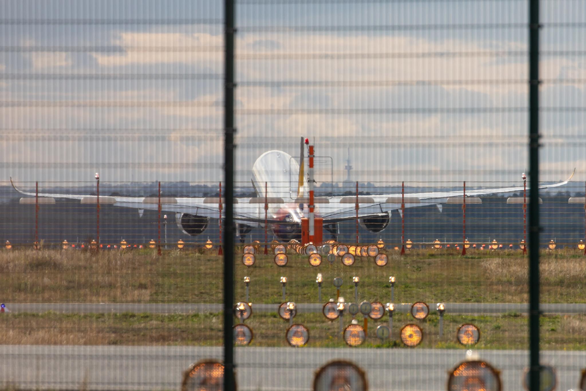 Frankfurt Airport: Asiana Airlines (OZ / AAR) |  Airbus A350-941 A359 | HL7579 | MSN 176