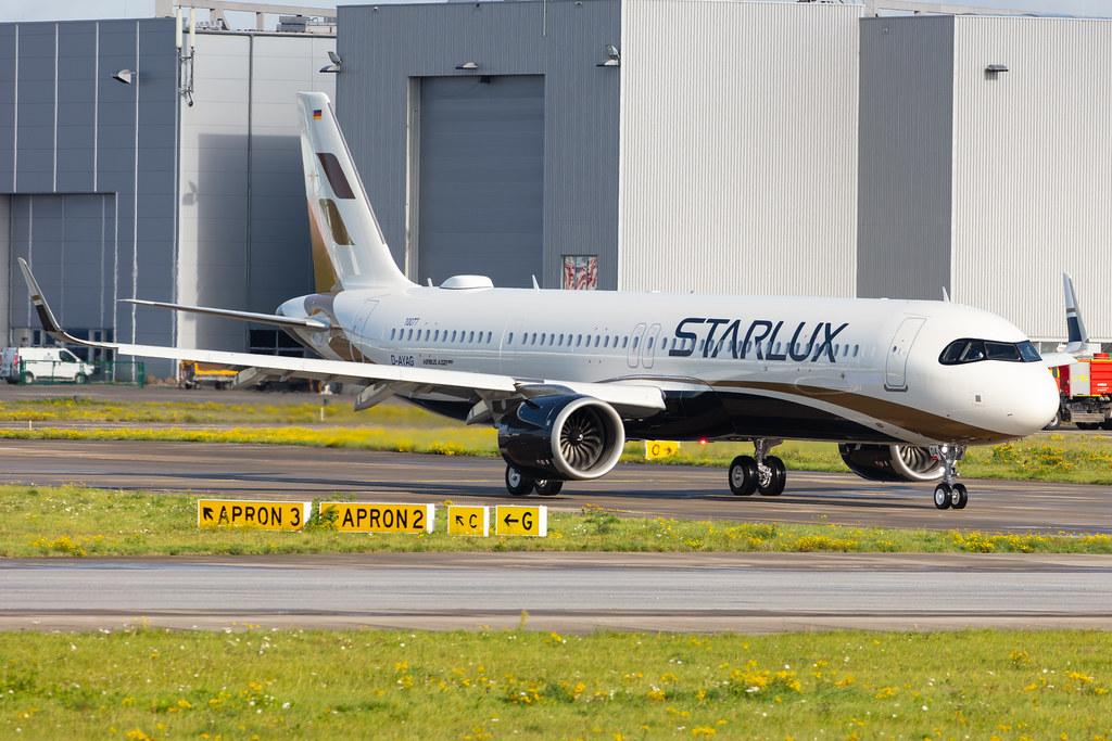 Hamburg Finkenwerder: STARLUX (JX / SJX) | Operator: Starlux Airlines |  Airbus A321-252NX A21N | D-AYAG | MSN 10077