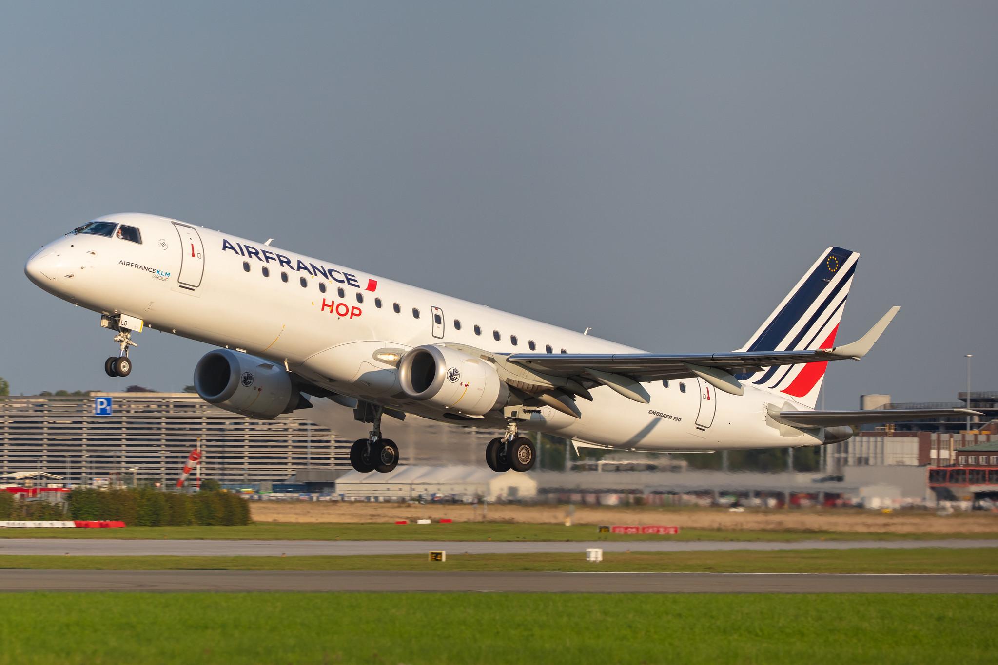 Hamburg Airport: Air France (AF / AFR) | Operator: Air France Hop |  Embraer E190STD E190 | F-HBLO | MSN 19000770