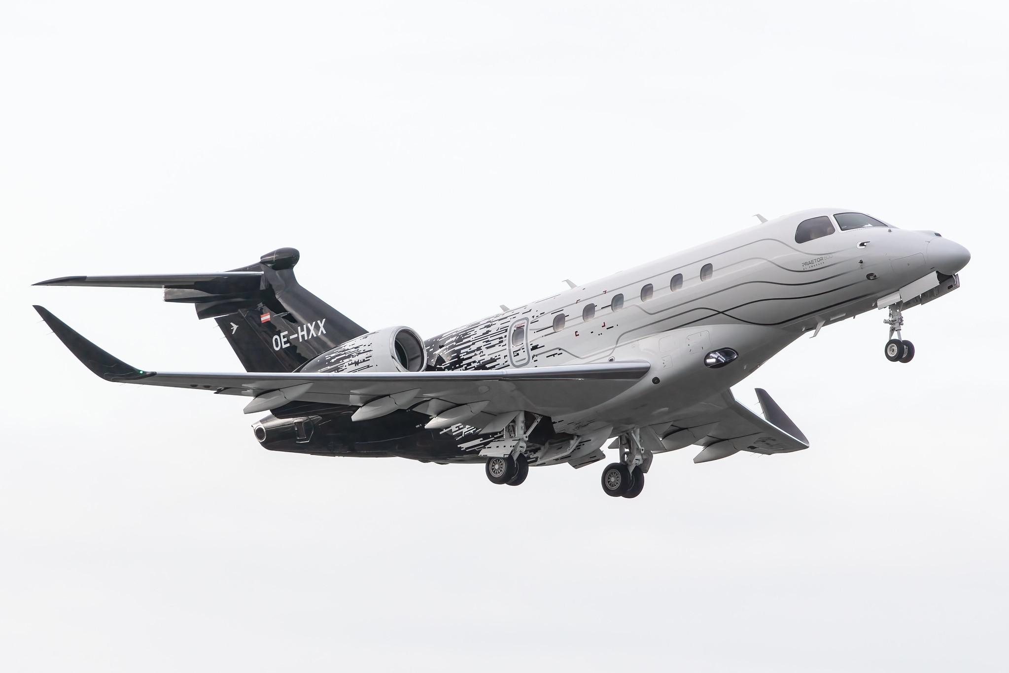 Hamburg Airport: Avcon Jet | Embraer EMB-550 Praetor 600 E550 | OE-HXX | MSN 55020115