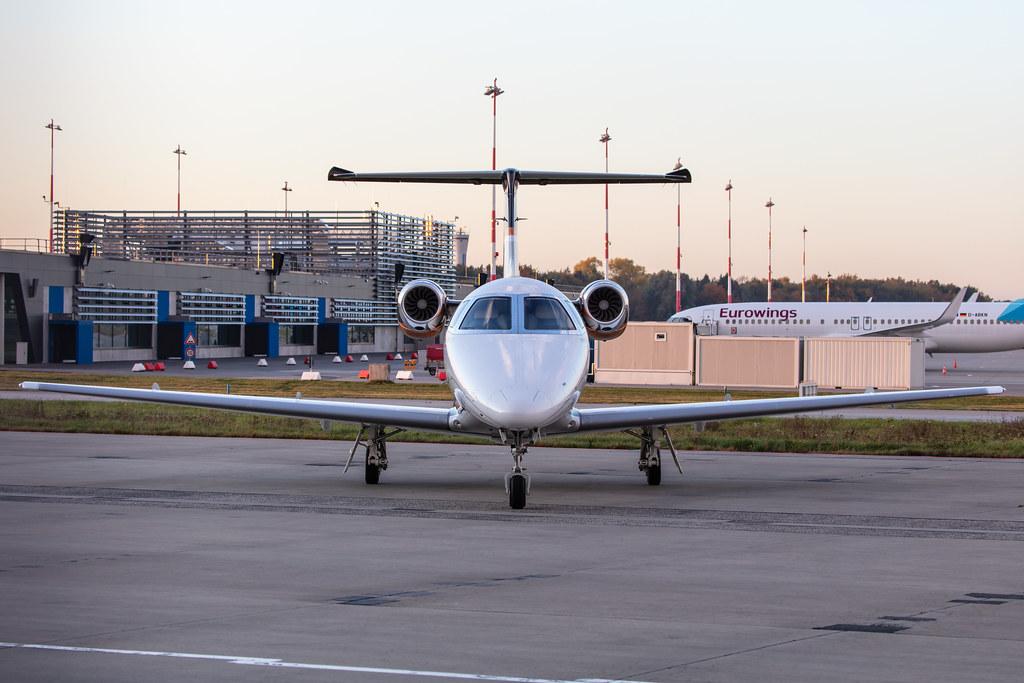 Hamburg Airport: Private owner |  Embraer Phenom 100 E50P | D-ICSH | MSN 50000143
