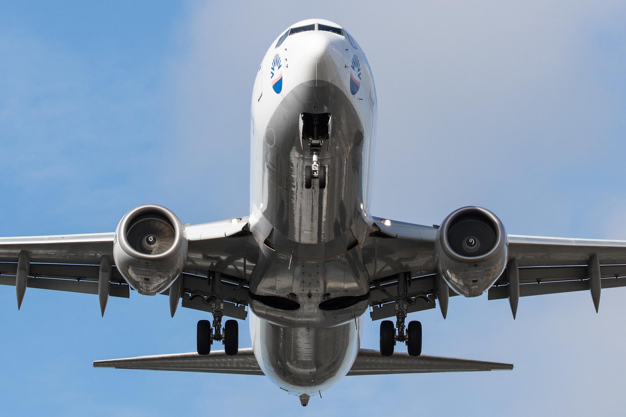 Hamburg Airport: SunExpress (XQ / SXS) |  Boeing 737-8HC B738 | TC-SPE | MSN 36530