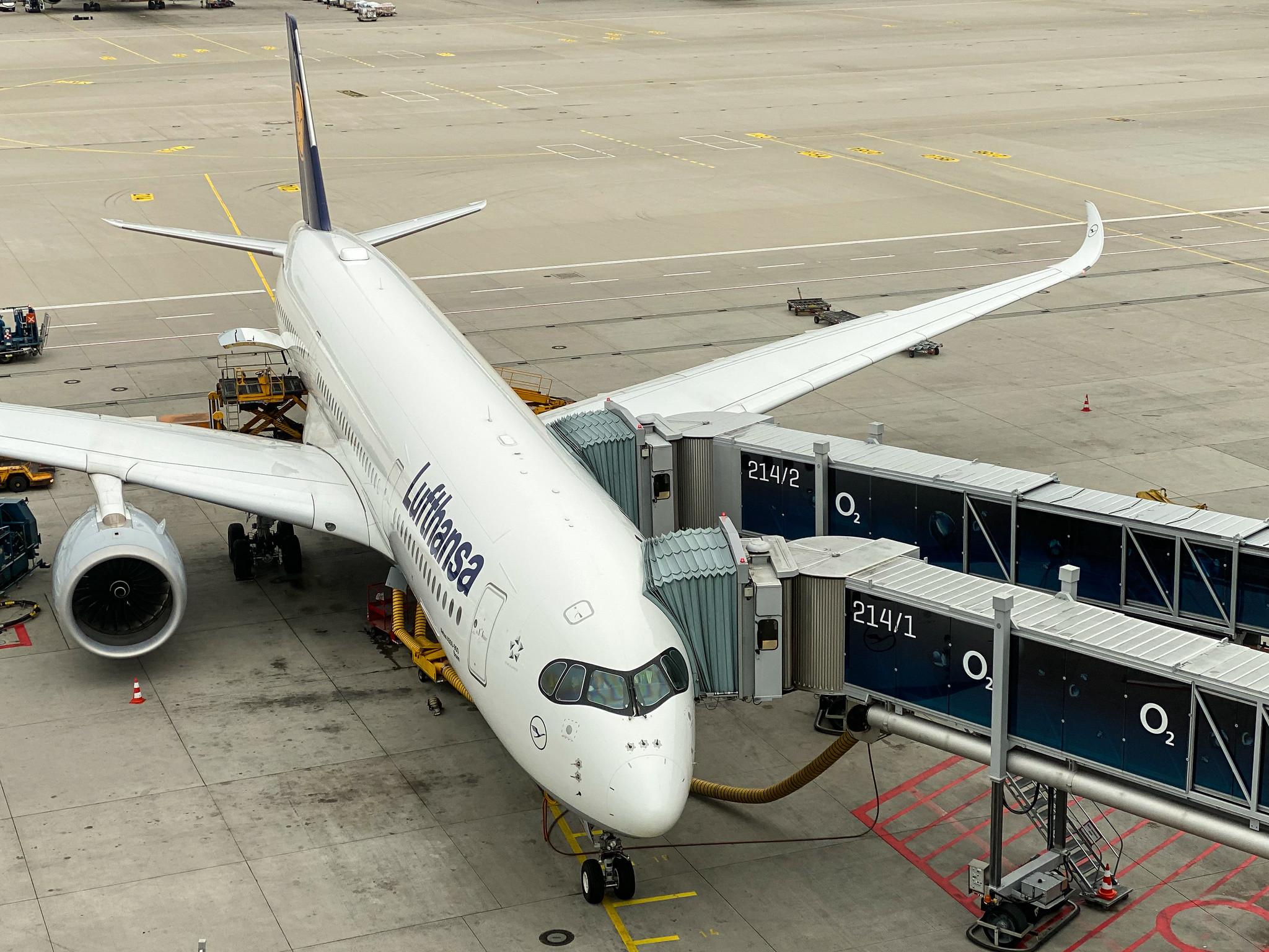 Munich Airport: Lufthansa (LH / DLH) |  Airbus A350-941 A359 | D-AIXD | MSN 127