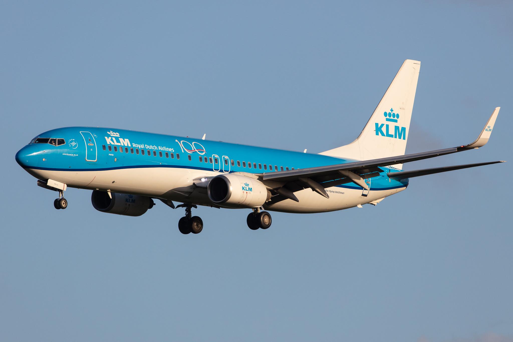 Amsterdam Airport Schiphol: KLM (KL / KLM) |  Boeing 737-8K2 B738 | PH-BXW | MSN 30360