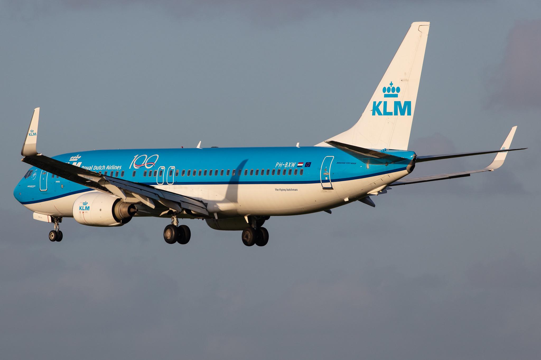 Amsterdam Airport Schiphol: KLM (KL / KLM) |  Boeing 737-8K2 B738 | PH-BXW | MSN 30360