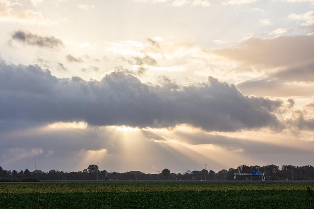 Amsterdam Airport Schiphol: Sonnenaufgang |