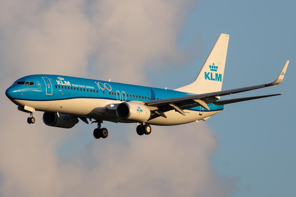 Amsterdam Airport Schiphol: KLM (KL / KLM) |  Boeing 737-8K2 B738 | PH-BXA | MSN 29131
