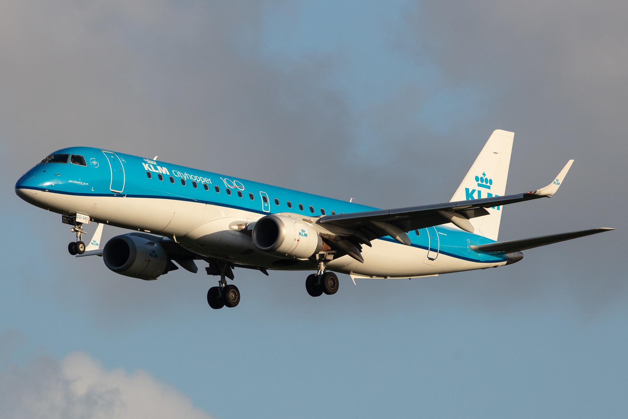 Amsterdam Airport Schiphol: KLM (KL / KLM) | Operator: KLM Cityhopper |  Embraer E190STD E190 | PH-EZO | MSN 19000345