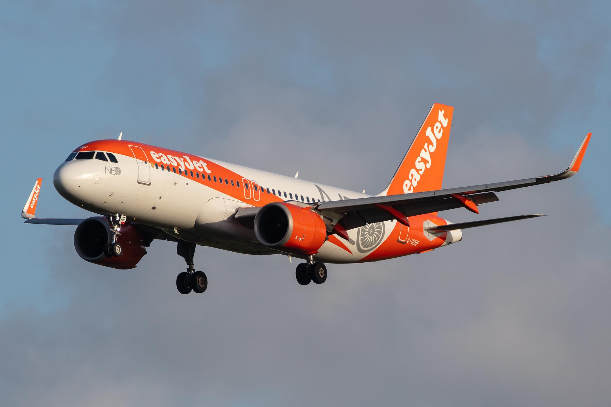 Amsterdam Airport Schiphol: easyJet (U2 / EZY) |  Livery: NEO Livery |  Airbus A320-251N A20N | G-UZHF | MSN 8193