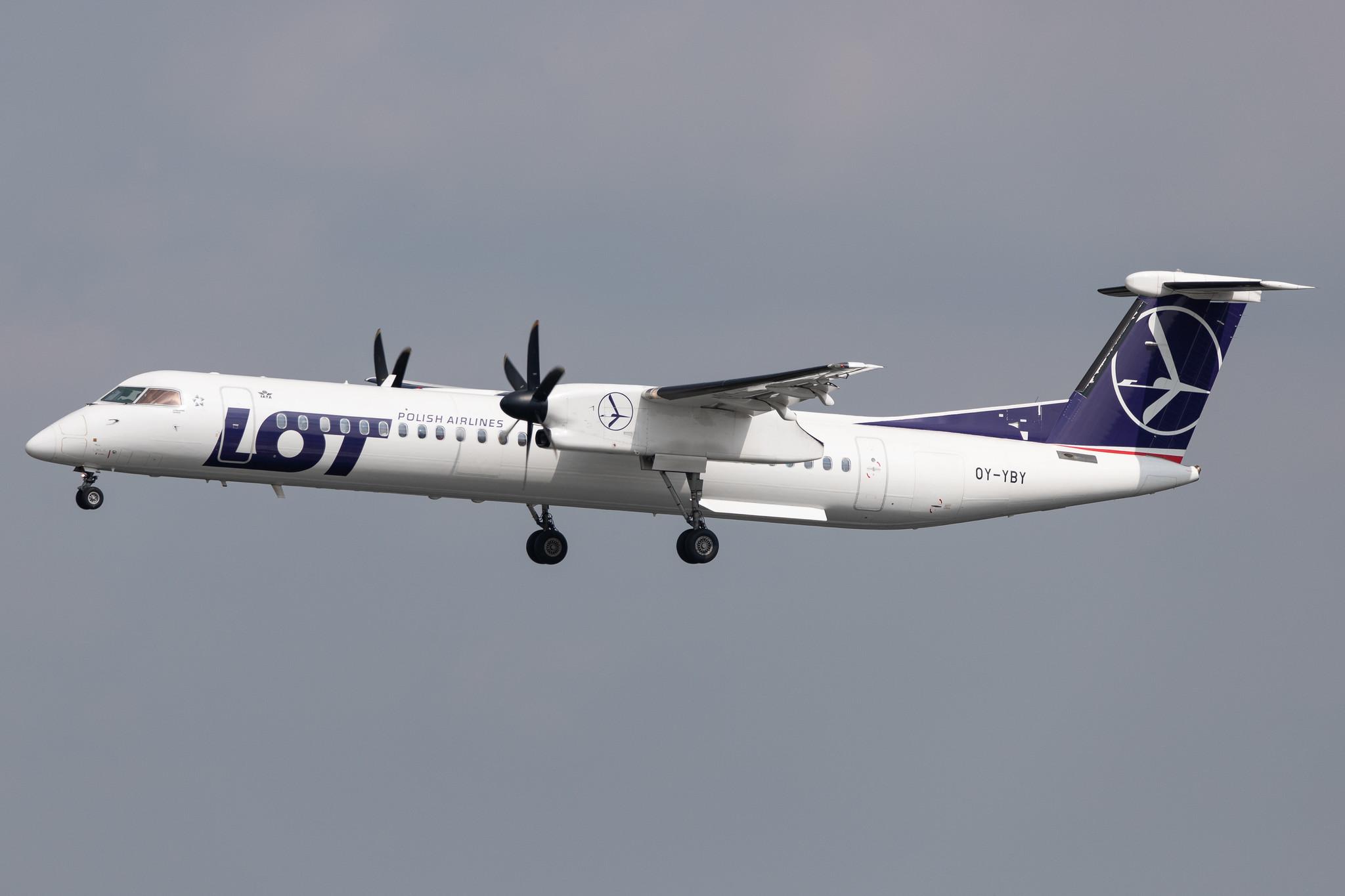 Hamburg Airport: LOT (LO / LOT) |  De Havilland Canada Dash 8-400 DH8D | OY-YBY | MSN 4152