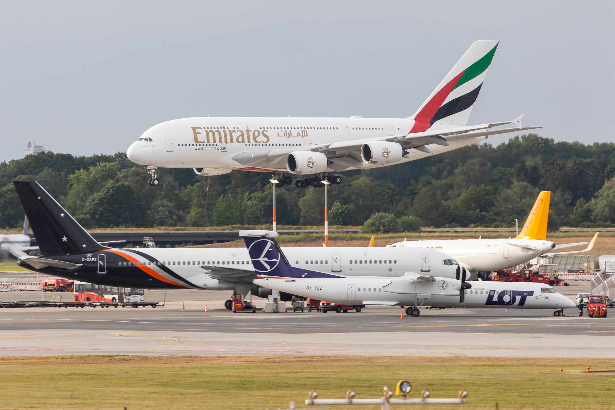 Hamburg Airport: Emirates (EK / UAE) |  Airbus A380-842 A388 | A6-EVC | MSN 248