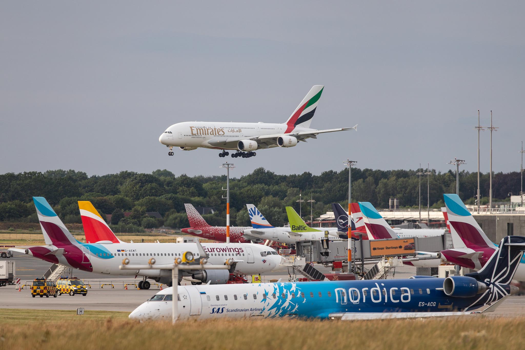 Hamburg Airport: Emirates (EK / UAE) |  Airbus A380-842 A388 | A6-EVC | MSN 248