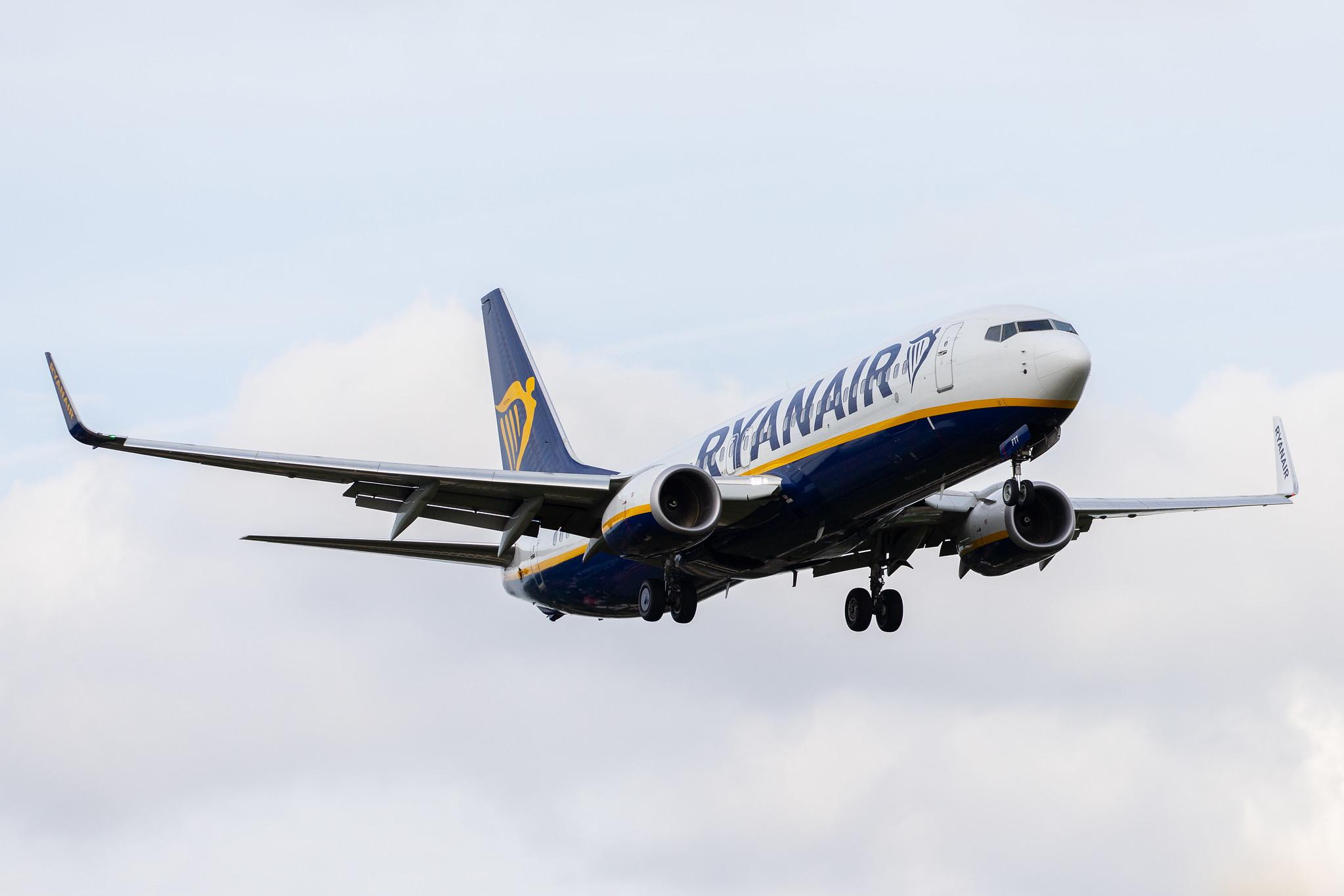 Hamburg Airport: Ryanair (FR / RYR) |  Boeing 737-8AS B738 | EI-FTT | MSN 44769