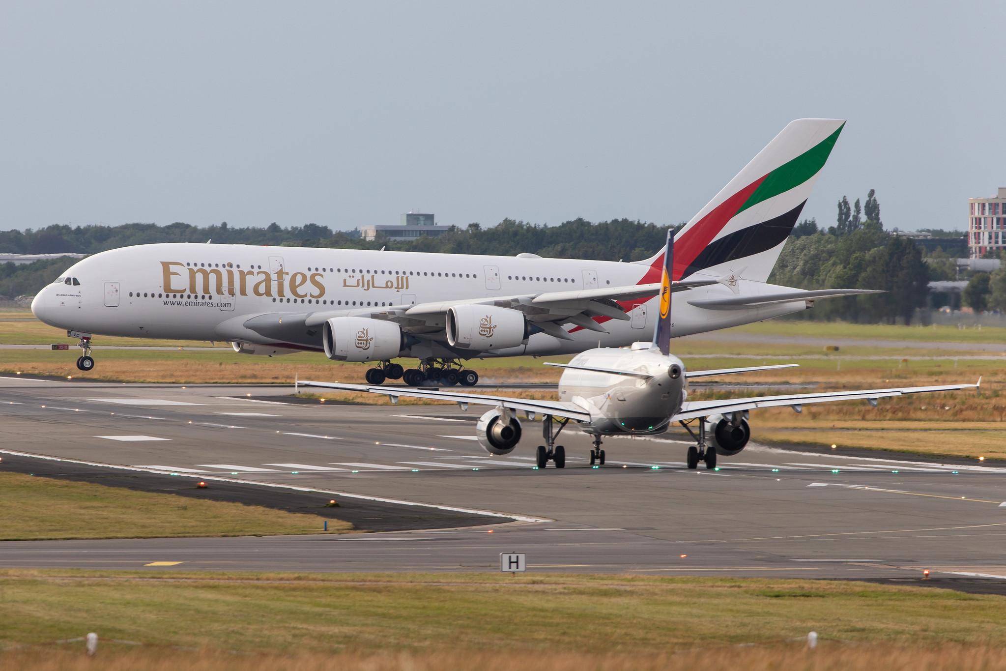 Hamburg Airport: Emirates (EK / UAE) |  Airbus A380-842 A388 | A6-EVC | MSN 248