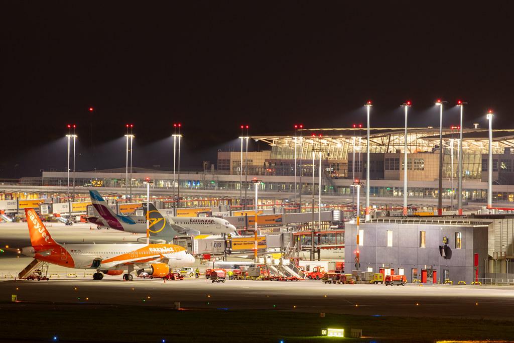 Hamburg Airport: Terminalübersicht | Vorfeld 1