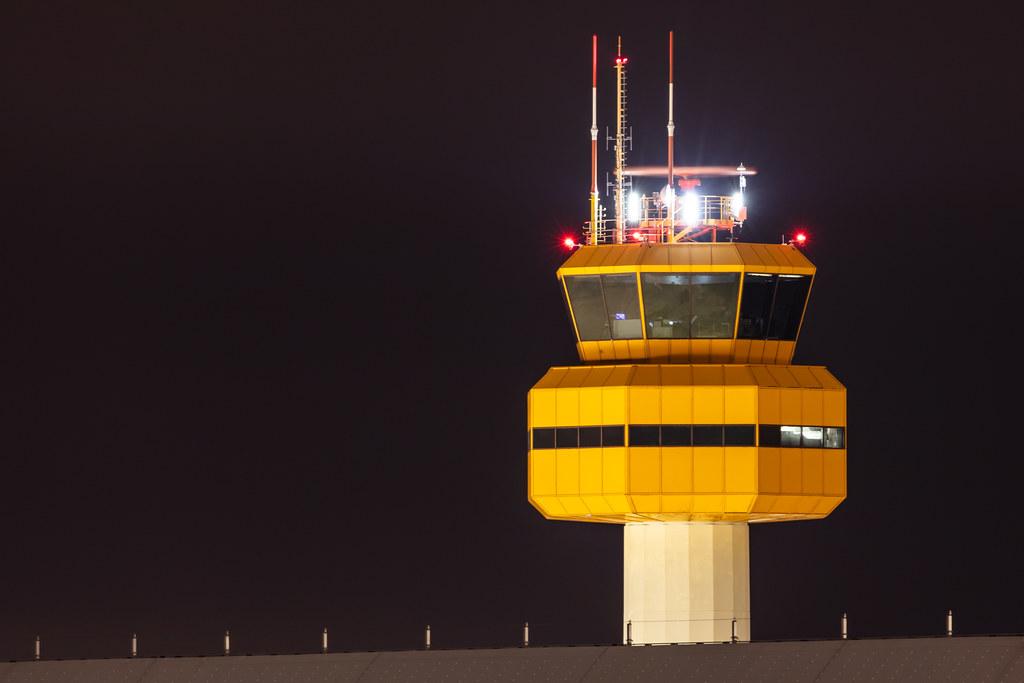 Hamburg Airport: Tower |