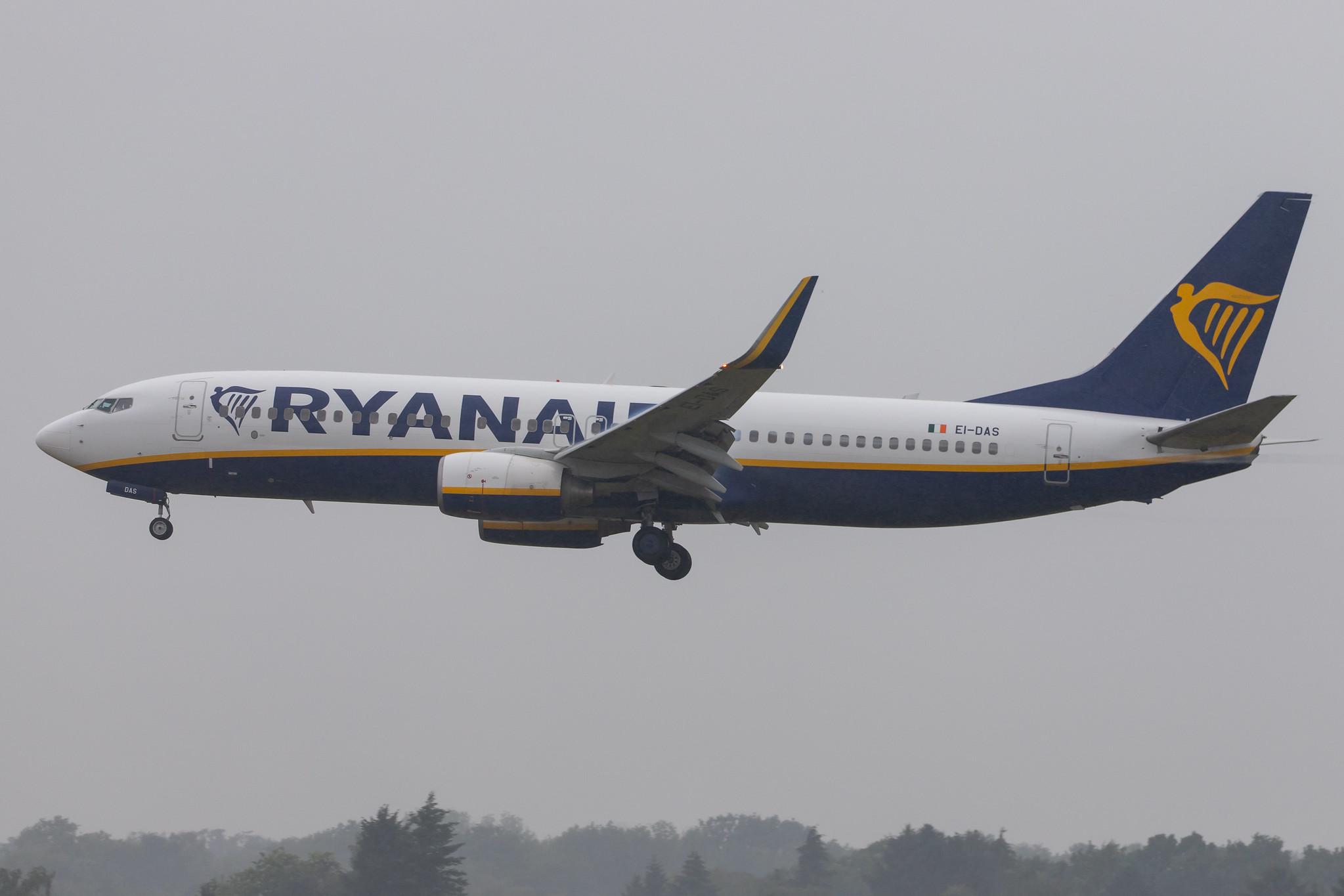 Hamburg Airport: Ryanair (FR / RYR) |  Boeing 737-8AS B738 | EI-DAS | MSN 33553