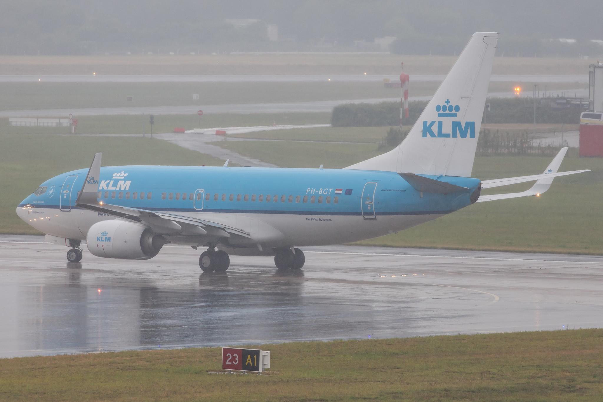 Hamburg Airport: KLM (KL / KLM) |  Boeing 737-7K2 B737 | PH-BGT | MSN 38634