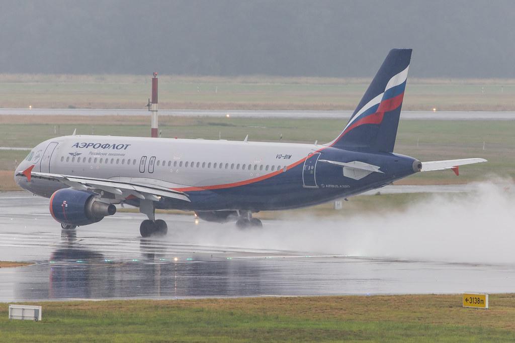 Hamburg Airport: Aeroflot (SU / AFL) |  Airbus A320-214 A320 | VQ-BIW | MSN 4579