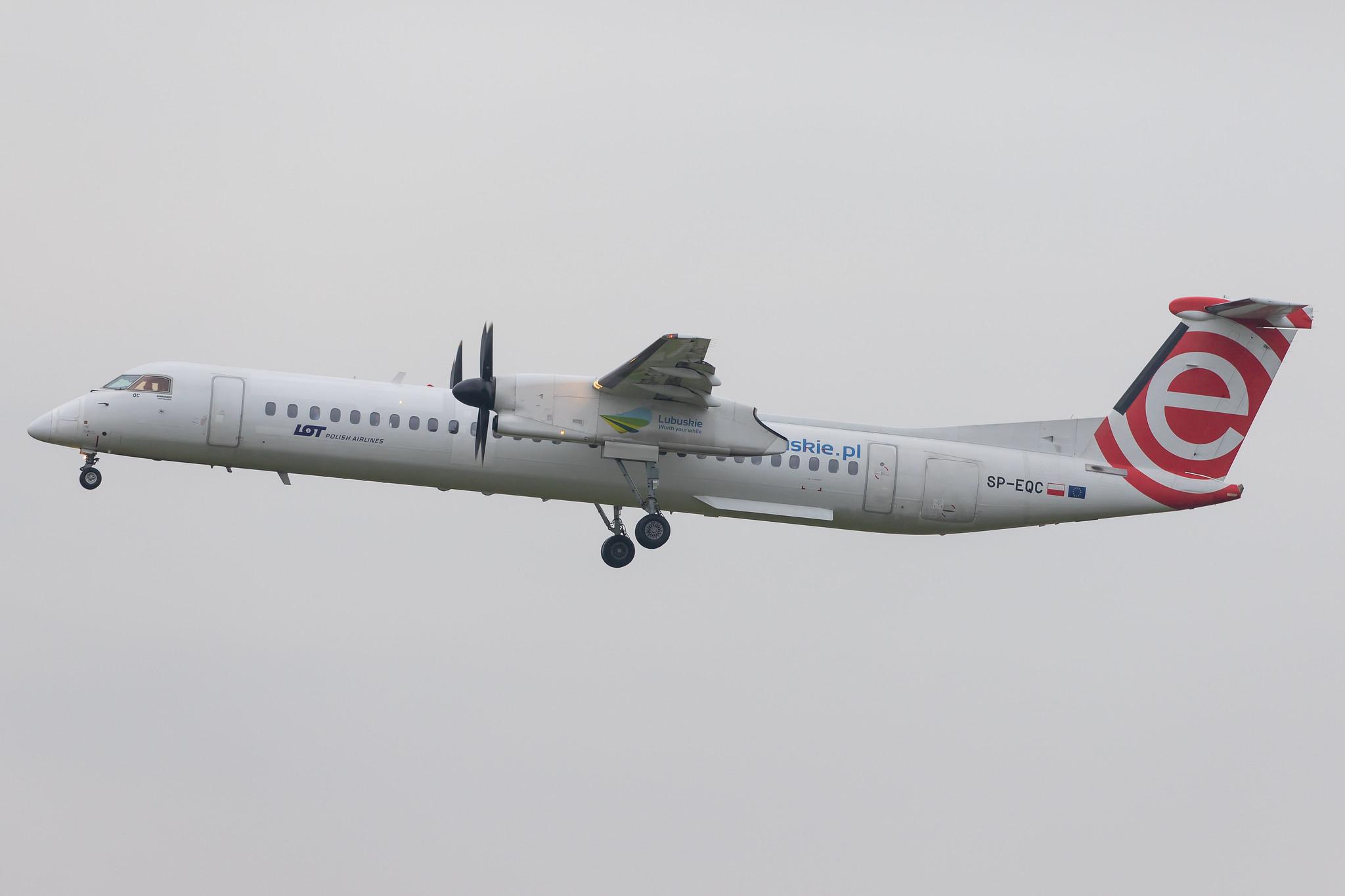 Hamburg Airport: LOT (LO / LOT) |  De Havilland Canada Dash 8-400 DH8D | SP-EQC | MSN 4408