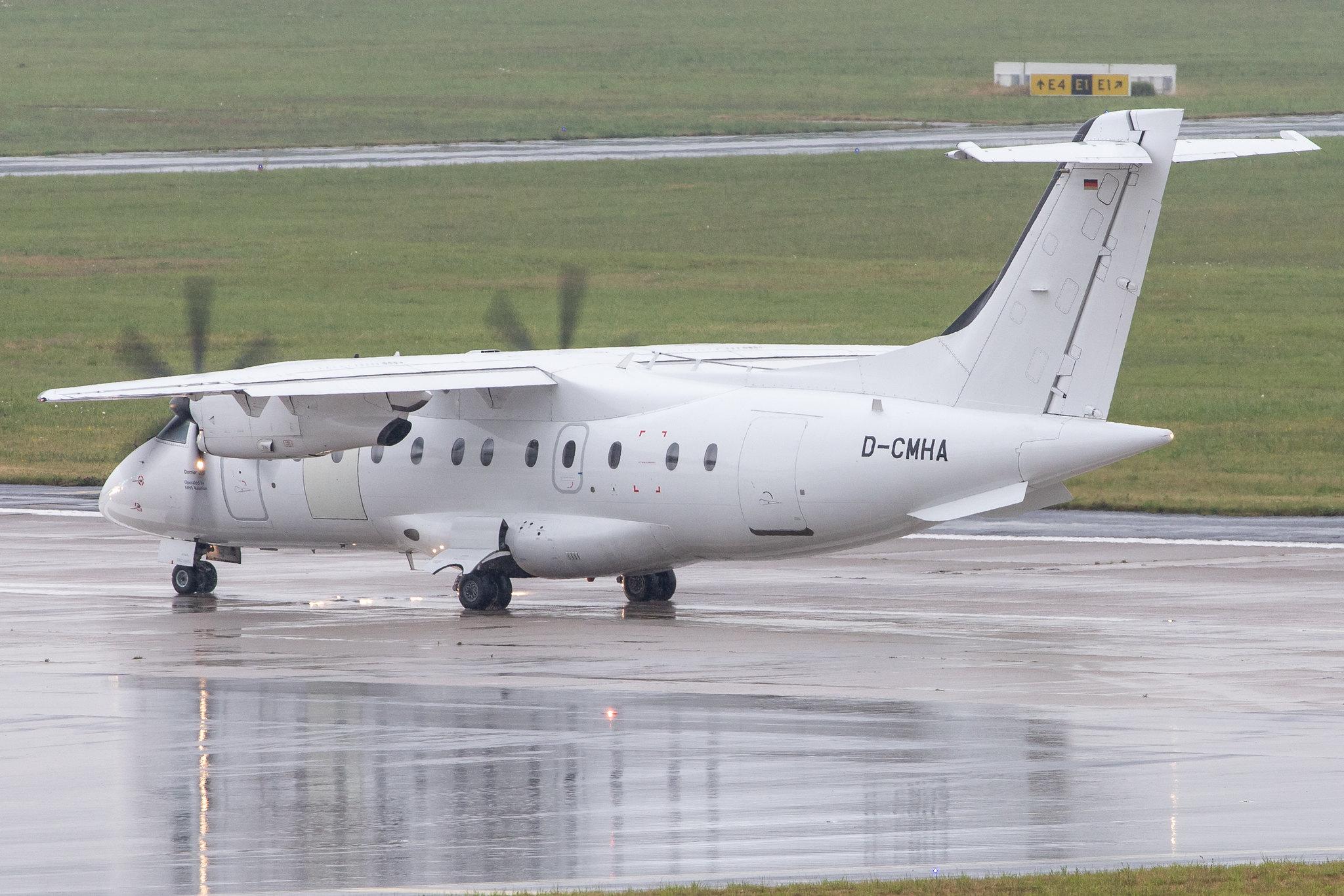 Hamburg Airport: Sun-Air (EZ / SUS) |  Dornier 328-310 JET J328 | D-BSUN | MSN 3147