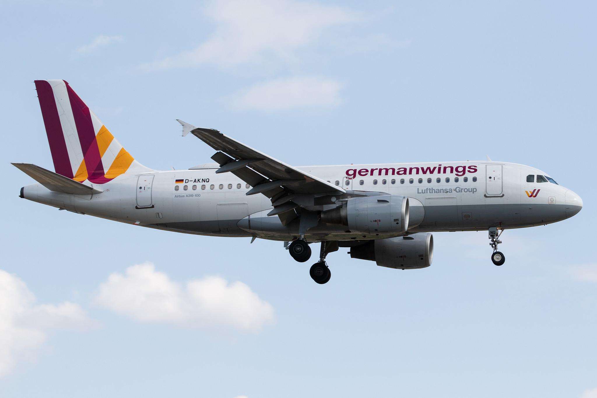 Hamburg Airport: Eurowings (EW / EWG) | Operator: Germanwings |  Airbus A319-112 A319 | D-AKNQ | MSN 1170