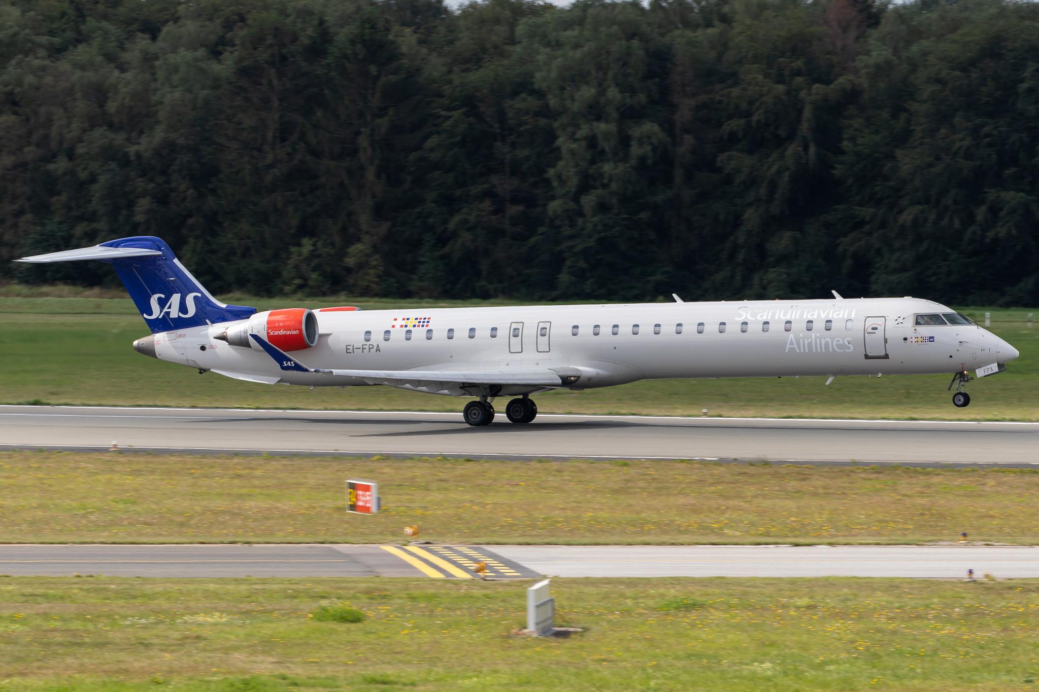 Hamburg Airport: SAS (SK / SAS) | Operator: Cityjet |  Bombardier CRJ-900LR CRJ9 | EI-FPA | MSN 15398