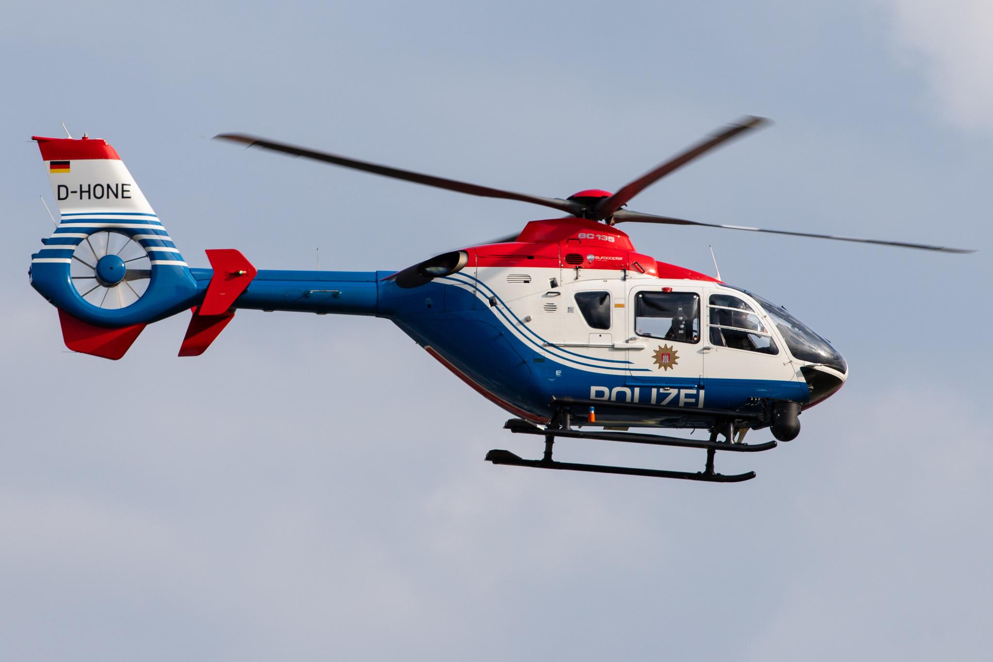 Hamburg Airport: Polizei Hamburg |  Airbus Helicopters H135 EC35 | D-HONE | MSN 0338