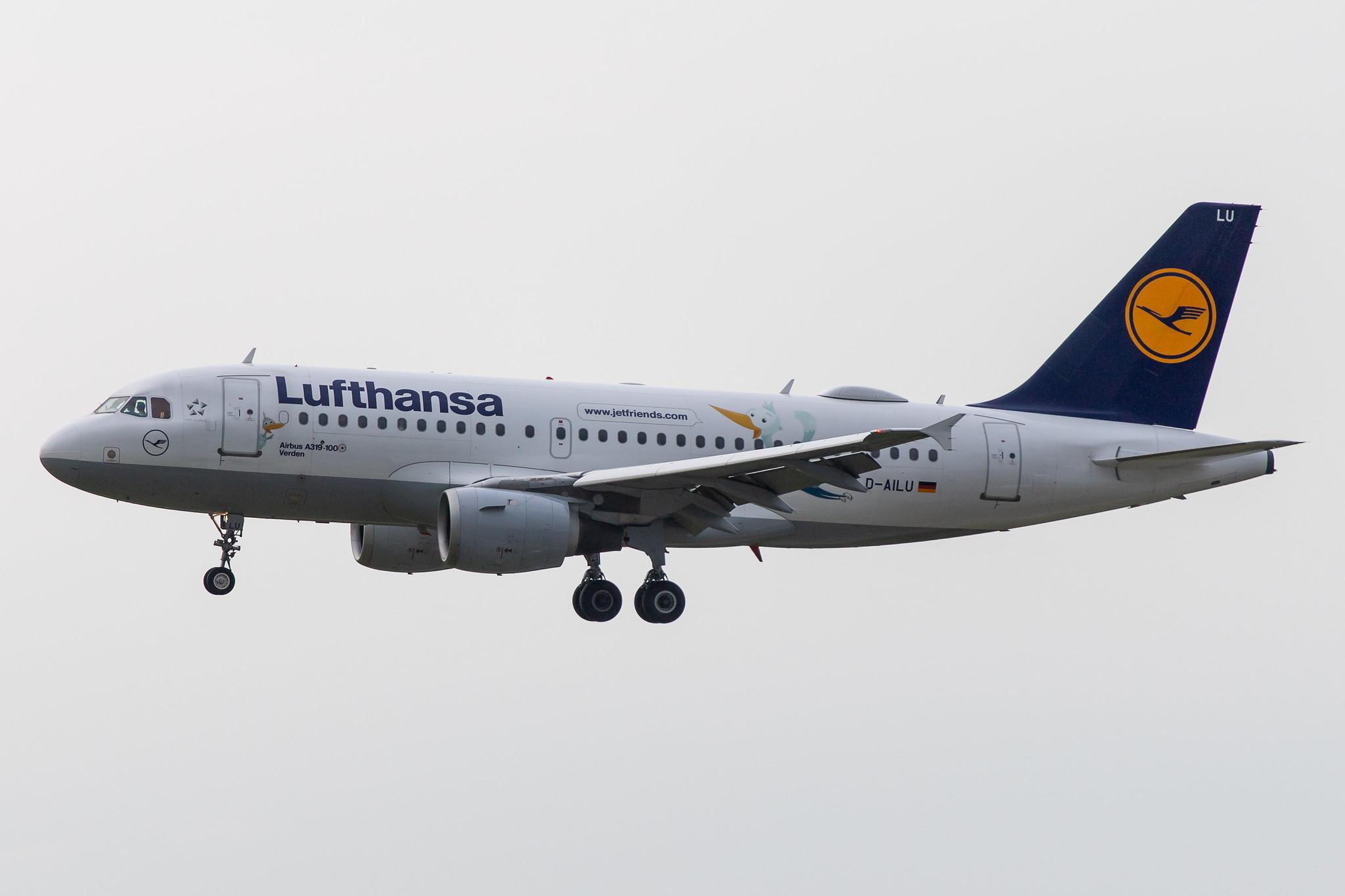 Hamburg Airport: Lufthansa (LH / DLH) |  Livery: Lu Sticker |  Airbus A319-114 A319 | D-AILU | MSN 0744