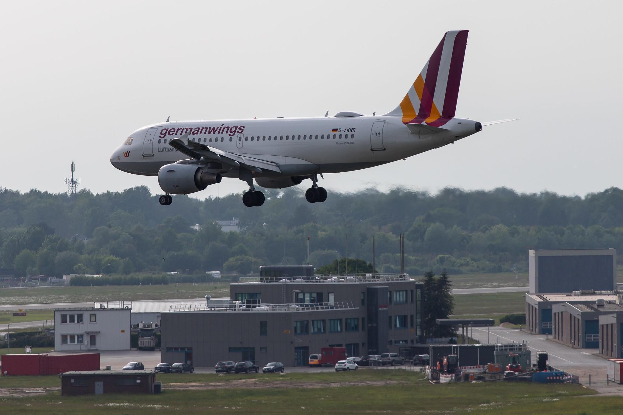 Hamburg Airport: Eurowings (EW / EWG) |  Airbus A319-112 A319 | D-AKNR | MSN 1209 (Germanwings)